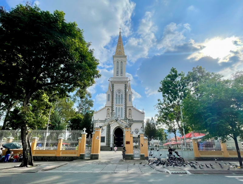 Nhà Thờ Huyện Sỹ